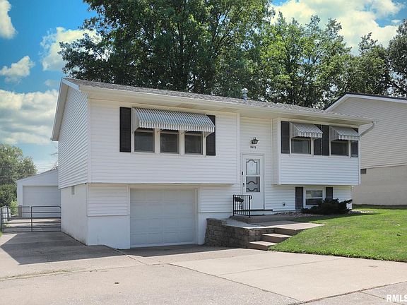 2nd image of 2623 N Zenith Ave
