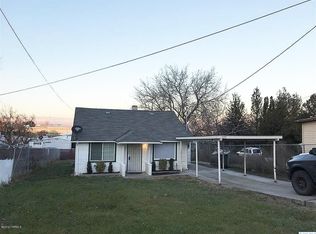 322 W Edison Ave, Sunnyside, WA