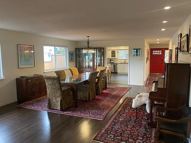 224 Hermosa Dr SE — Photo 42