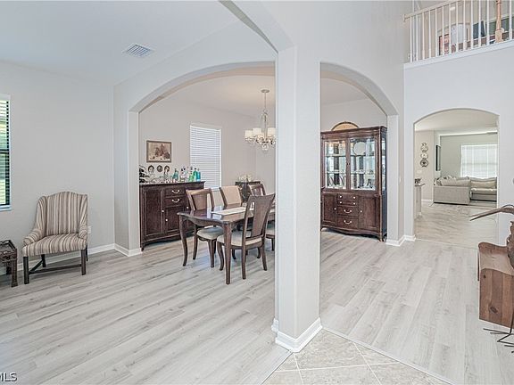 3rd image of 14336 Vindel Cir