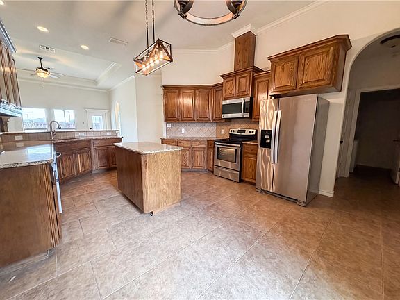 2nd image of 5721 Loire Blvd