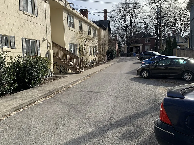 347 S Upper St #20 — Photo 2