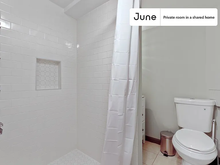 1107 1/2 M St NW #2B — Photo 10