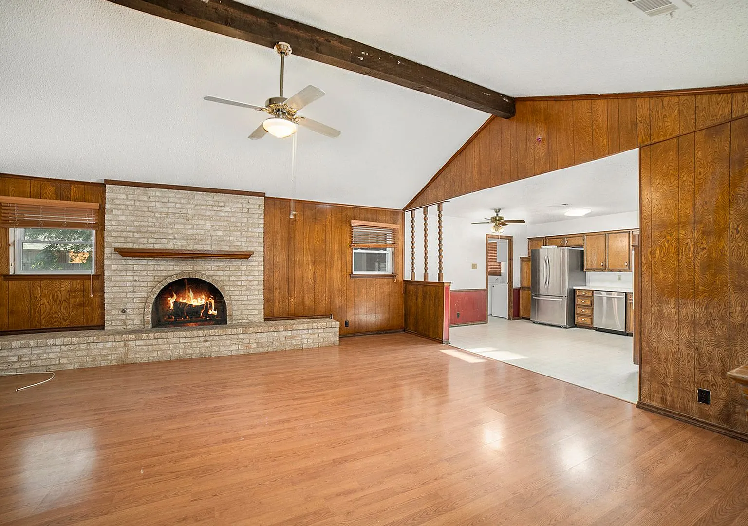Beautifully Crafted 3-2-2 in Lewisville! — Photo 4