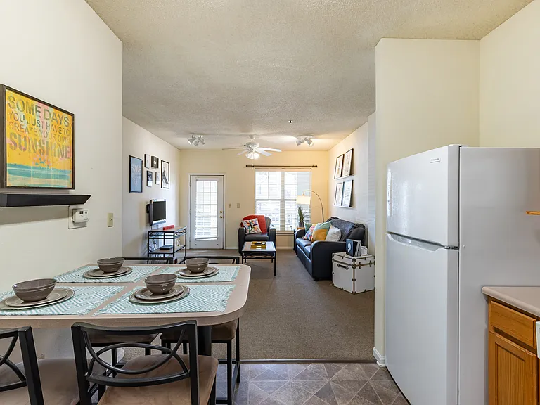 Cape Trails Apartments — Photo 15