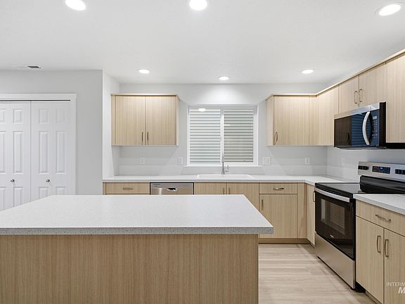 4th image of 2898 W Taiban Creek Dr
