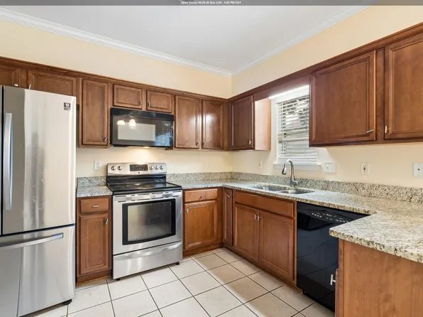 303 High Ridge Ct, Pelham, AL 35124