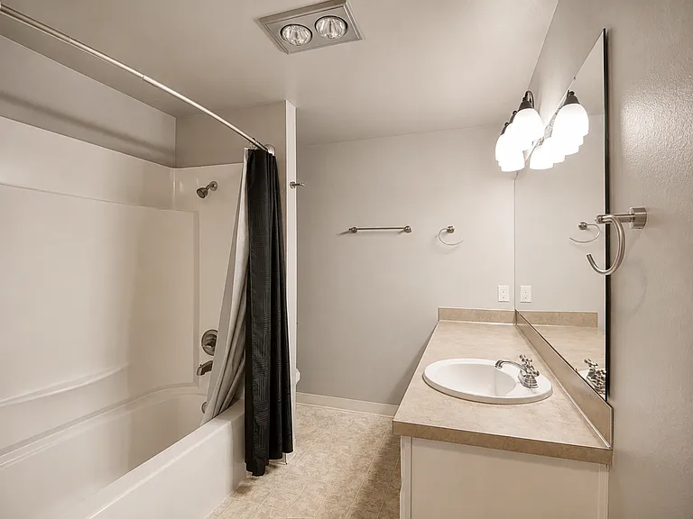 13216 NE Salmon Creek Ave #S2 — Photo 10