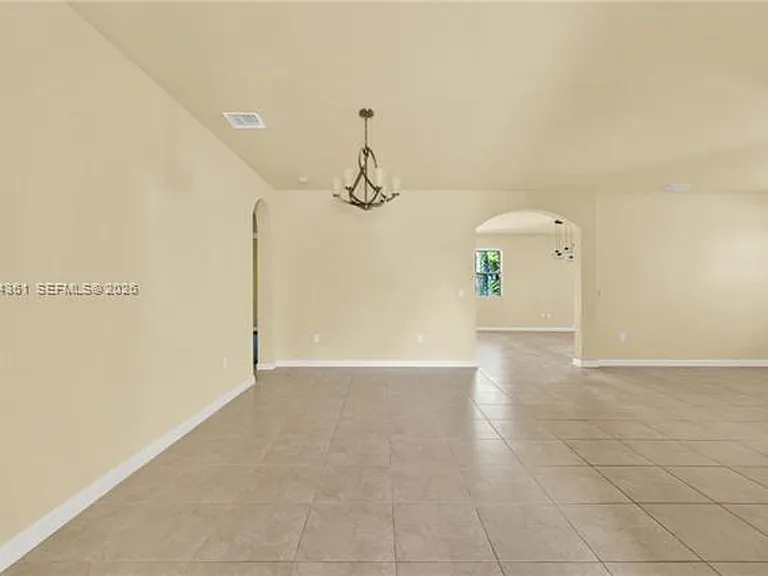 11924 SW 155th Ct #0 — Photo 2