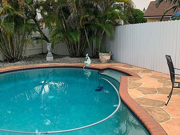 Big patio and beautiful pool