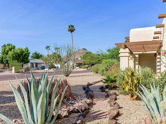 2nd image of 2846 E Vista Dr