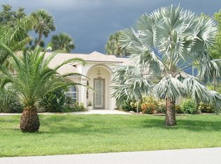 590 Hidden Creek Dr, Merritt Island, FL 32952