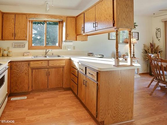 5th image of 13366 Wellington Cir N