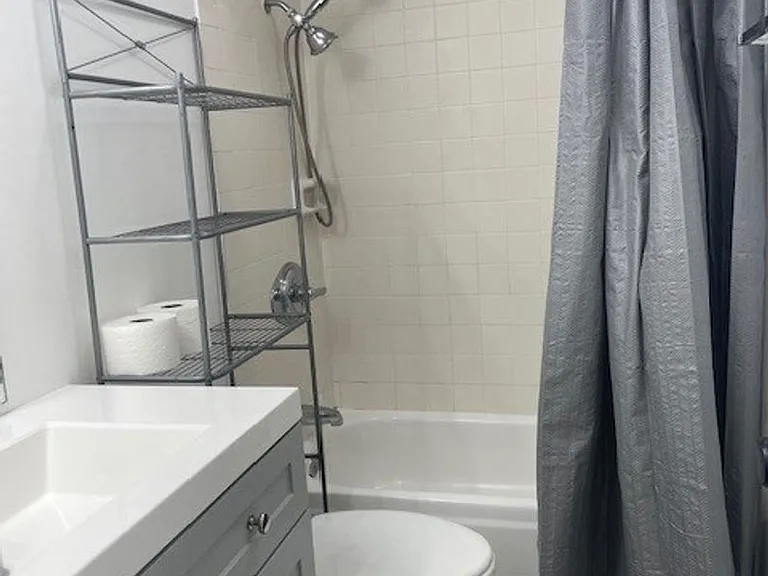 2463 Kuhio Ave #1008 — Photo 20
