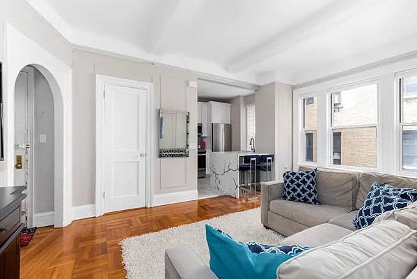 Rented by Douglas Elliman | media 13