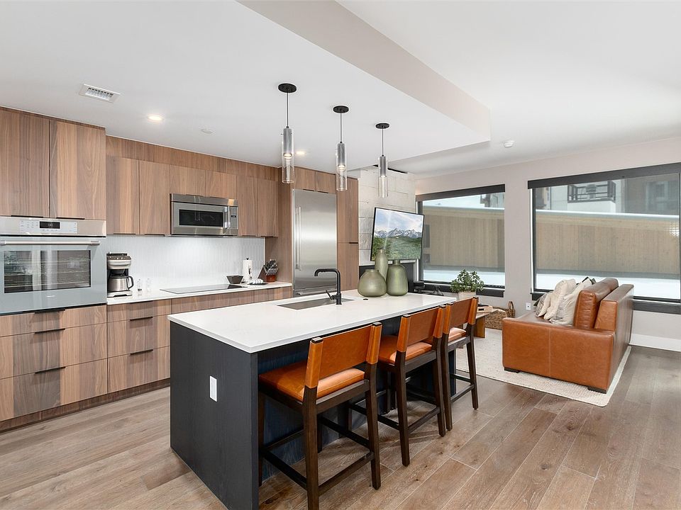 1st image of 75 Hunkidori Court UNIT W204