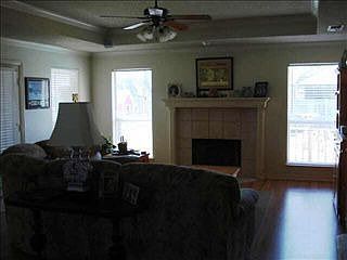 3rd image of 8904 Hickory Hill Dr