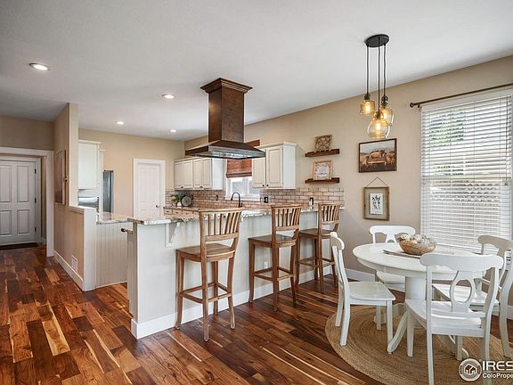 3rd image of 1366 Padfield Pl