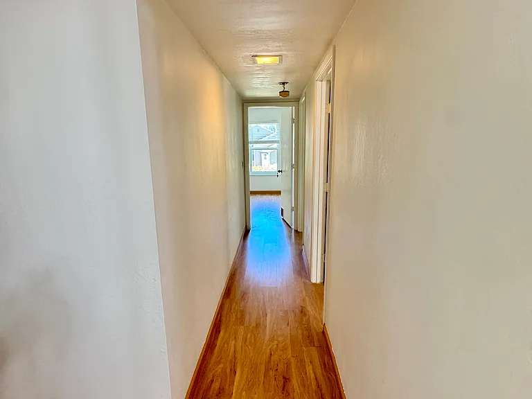 465 Camelback Rd — Photo 12