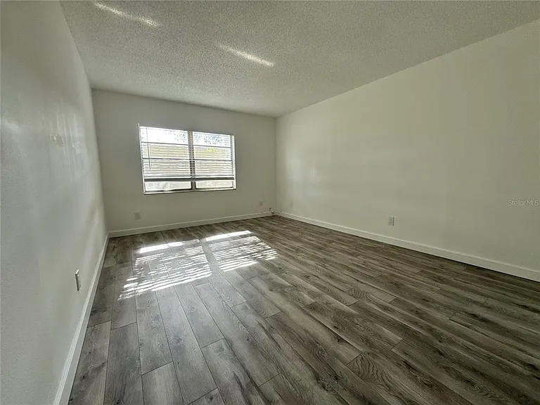 9700 Starkey Rd #322 — Photo 9