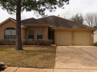 16818 Dunbar Grove Ct, Sugar Land, TX 77498