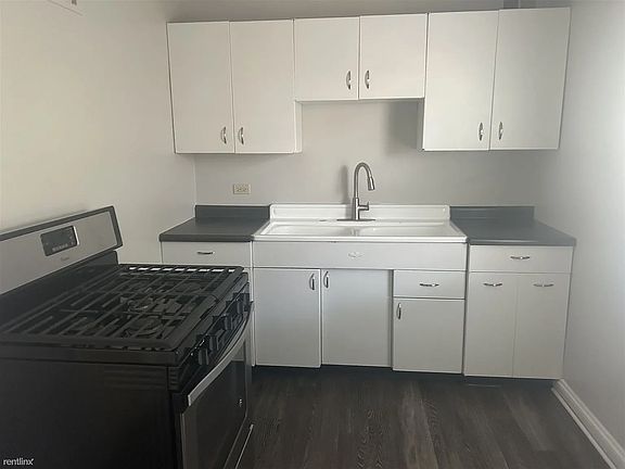 4th image of 104 E Scranton Ave