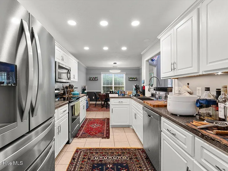 1053 Grove Landing Ln — Photo 19