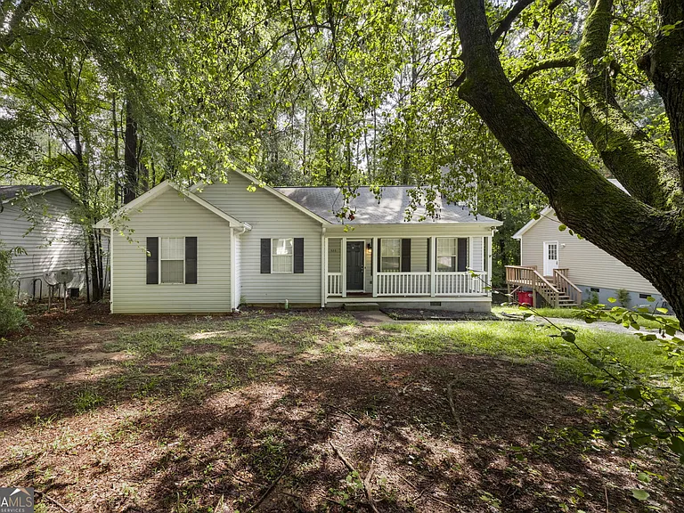 536 Loblolly Ln — Photo 1