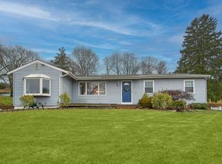 16 Hilltop Dr, Mahopac, NY 10541