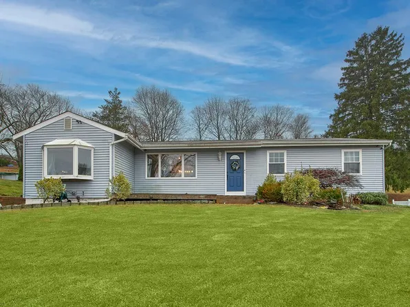 16 Hilltop Drive, Mahopac, NY 10541