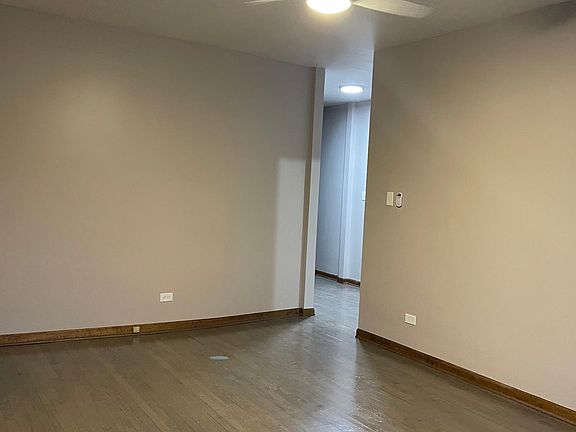 5th image of 3052 E Cheltenham Pl Floor 2