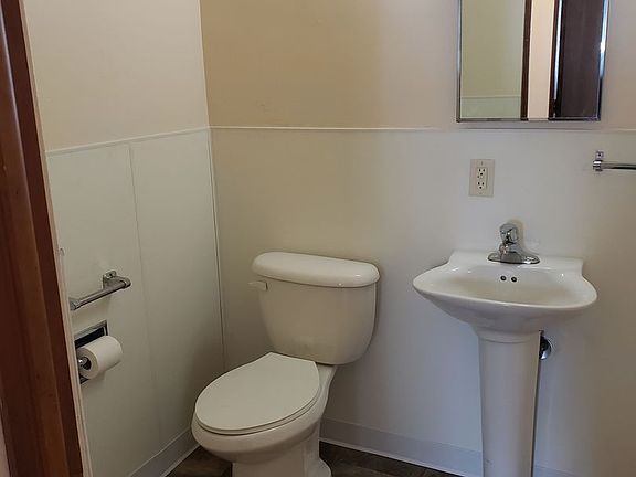 5th image of 1401 Gardenette Dr #1