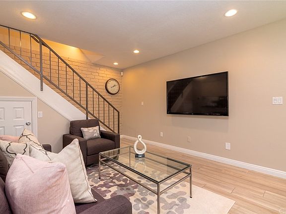 5th image of 992 W Calle Del Sol APT 2