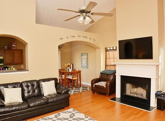 5th image of 119 Sheffield Dr
