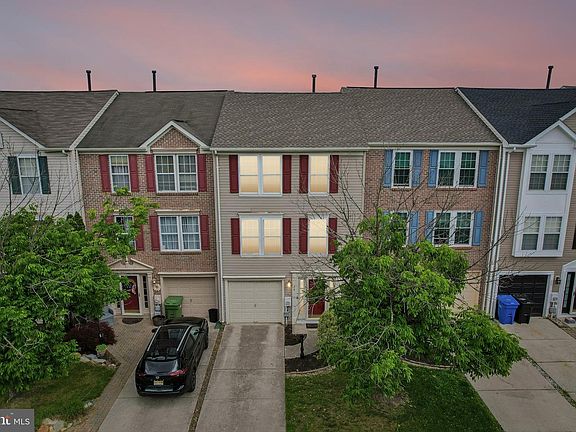 3rd image of 24 Clemens Ln