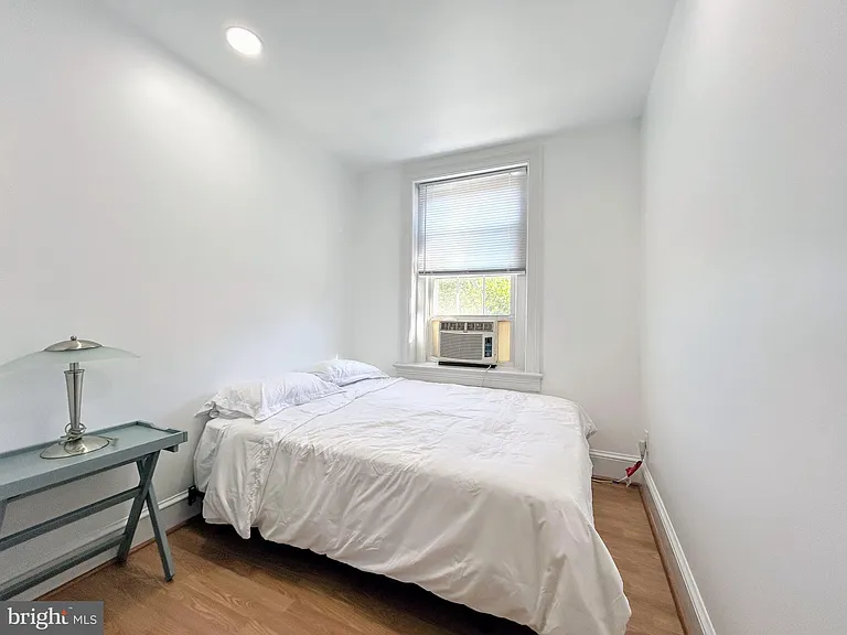 1544 Independence Ave SE #3 — Photo 6