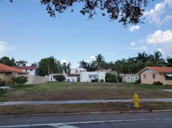 Harbor Dr, Venice, FL 34285