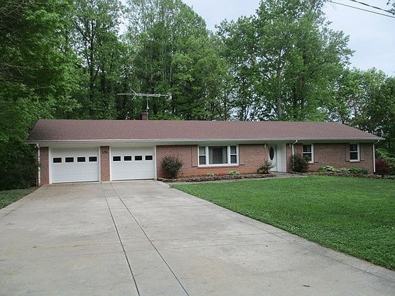 2nd image of 151 Azalea Ln