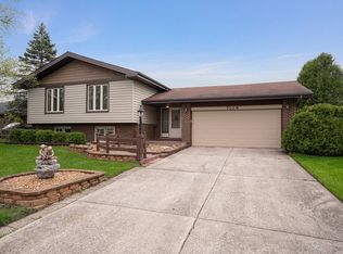 7109 Washington St, Darien, IL 60561