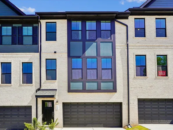 134 Midtown Rows Way #21, Fuquay Varina, NC 27526
