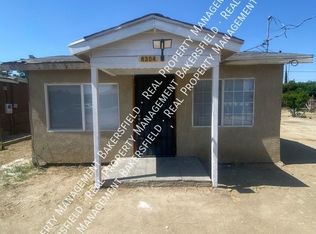 8304 Panama Rd, Lamont, CA 93241