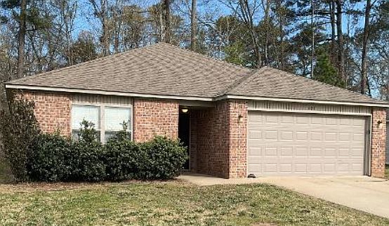 1st image of 403 Westwood Dr