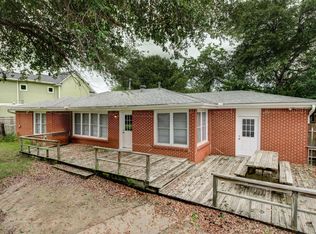 301 Francis Dr, College Station, TX 77840