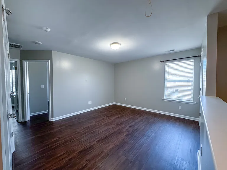 306 Sportsman Dr — Photo 11