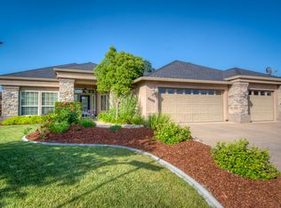 3202 Atletas Way, Redding, CA 96002