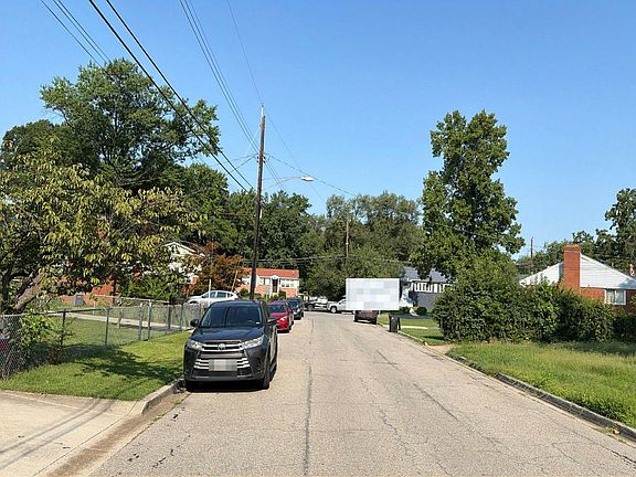 5th image of 6202 Seminole Pl