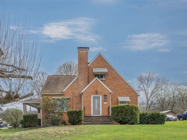 613 Portersville Rd, Ellwood City, PA 16117