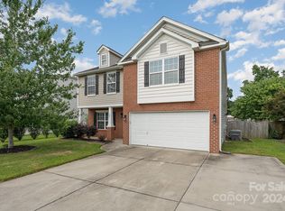 221 Lind Point Ln, Monroe, NC 28110