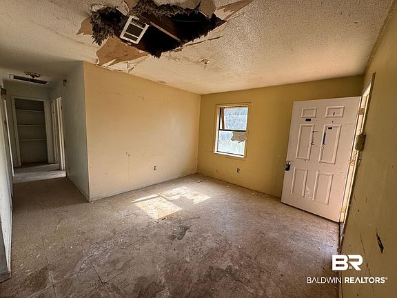 2nd image of 1037 Shedrick Hardy Parkway Bay