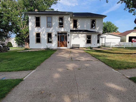 3rd image of 408 S Adams St